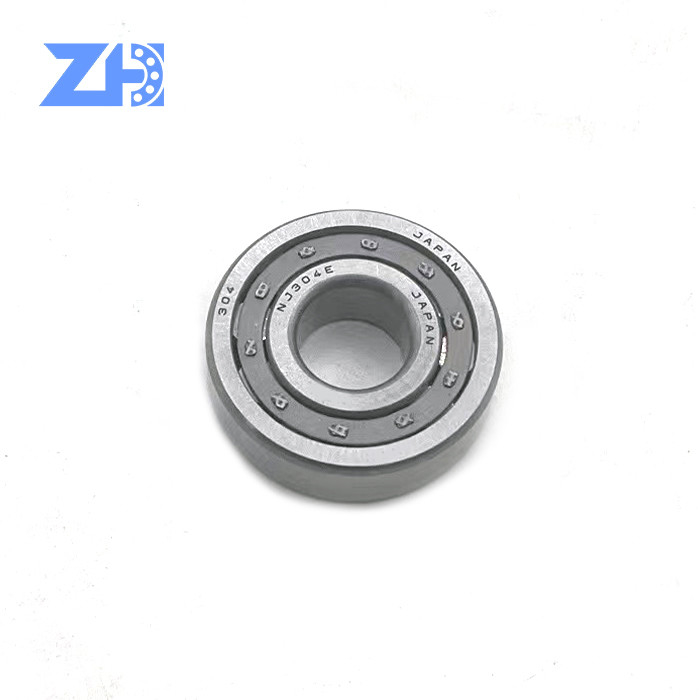 Taille cylindrique 70*125*24mm du roulement à rouleaux de Gcr15 P4 NU304 NU304E NU304M NJ304 NJ304E