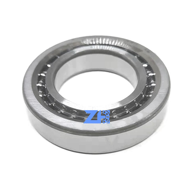 Taille standard ennuyée cylindrique angulaire 40*72*45mm du poids 0.825kg roulement à billes 40TAC72 de contact