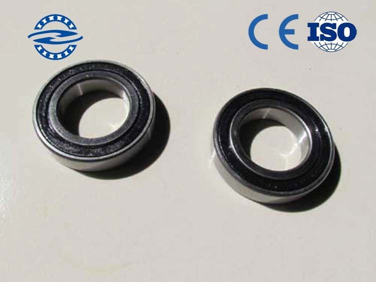 Roulement à billes de cannelure profonde simple de rangée 6017 2RS-2Z/cage en acier soutenant 85*130*22MM