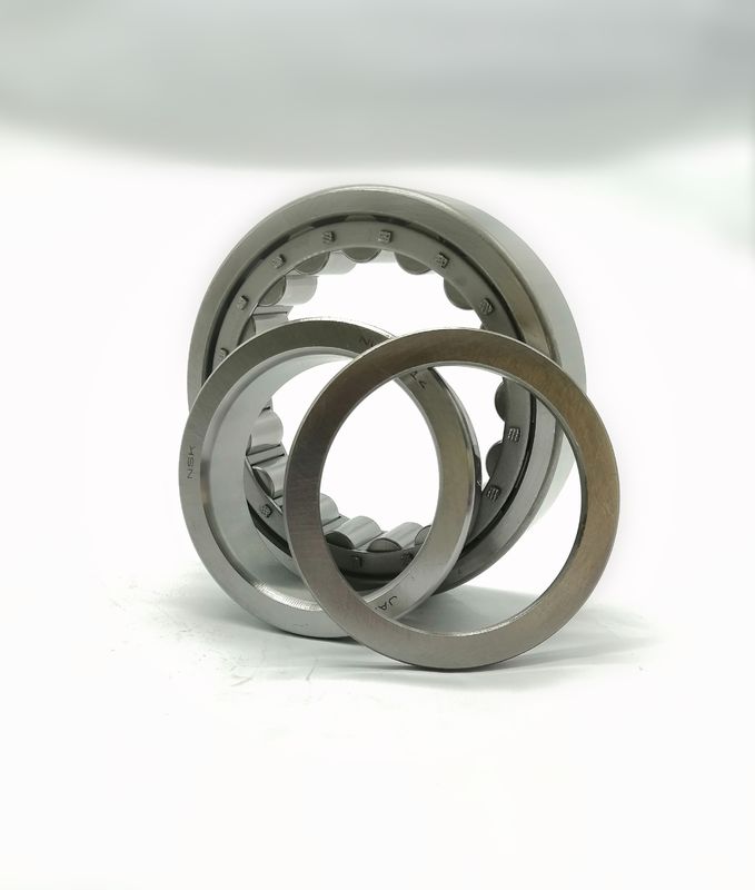 Poids cylindrique 1.57KG de la taille 70*125*31 millimètre du roulement à rouleaux NUP 2214